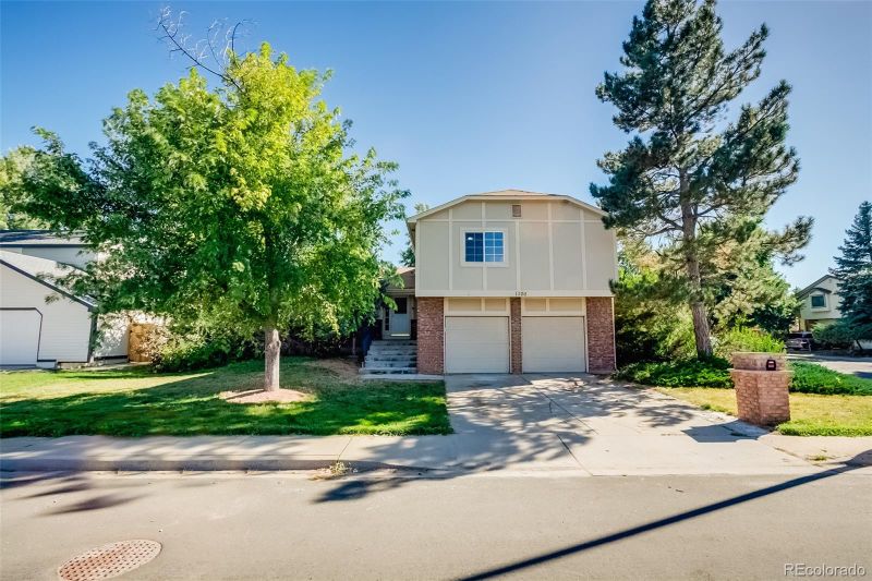 1100 E 9th Ave, Broomfield, CO 80020
