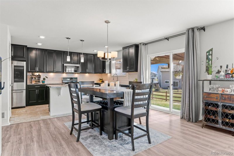 731 N Vandriver Way, Aurora, CO 80018