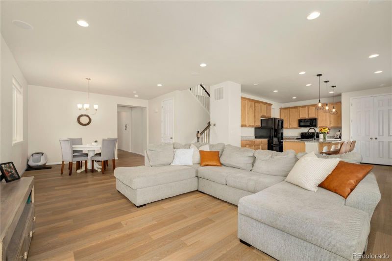 5223 Gray Wolf Ln, Castle Rock, CO 80104