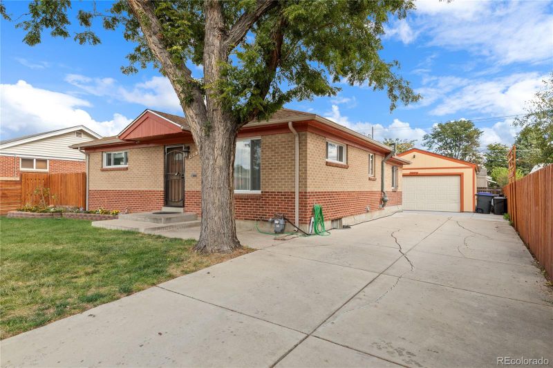 6810 Warren Dr, Denver, CO 80221