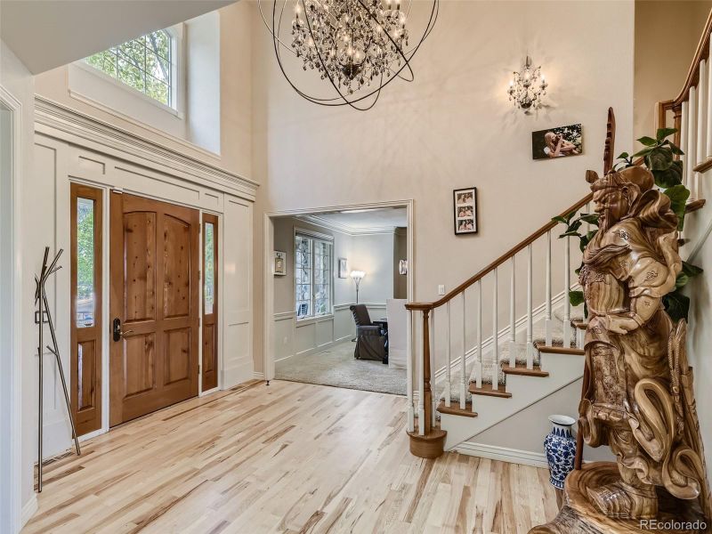 992 W Ridge Rd, Littleton, CO 80120