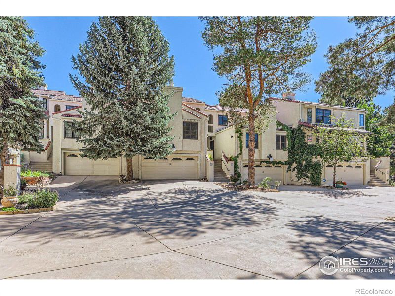 1560 S Quebec Way, Denver, CO 80231