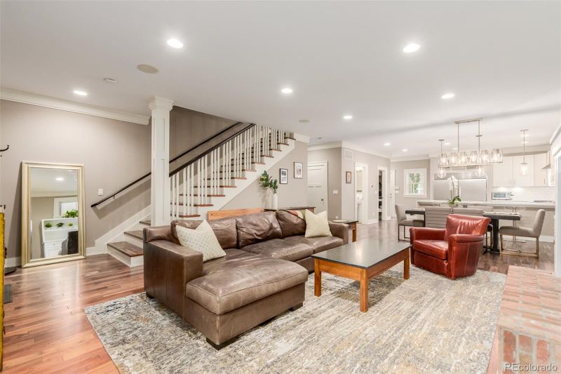 1250 N Downing St, Denver, CO 80218