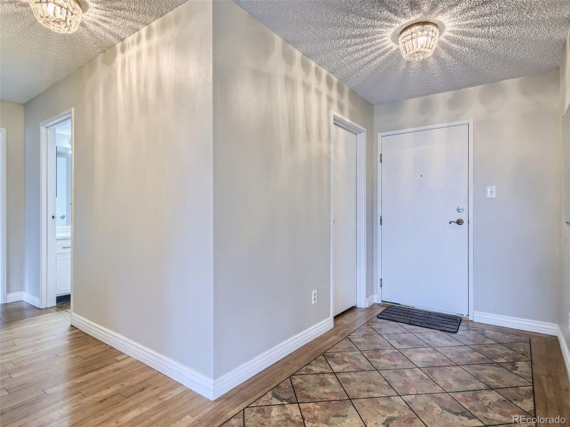 14102 Linvale Pl E #201, Aurora, CO 80014
