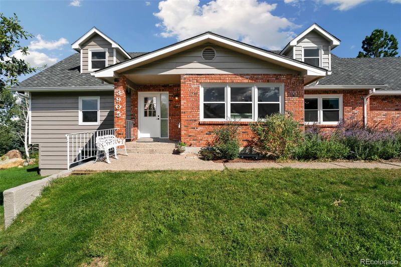 3905 Wakefield Dr, Colorado Springs, CO 80906