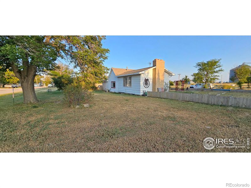 112 Work St, Otis, CO 80743