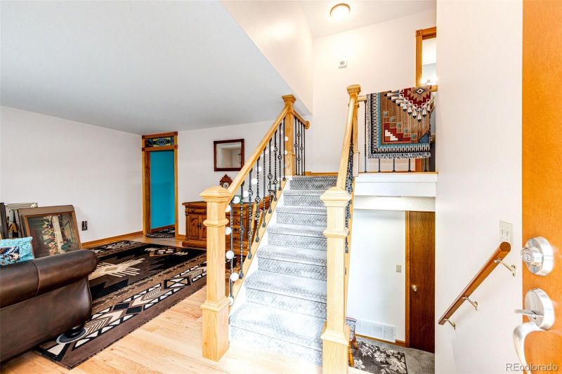 2765 S Helena Way, Aurora, CO 80013