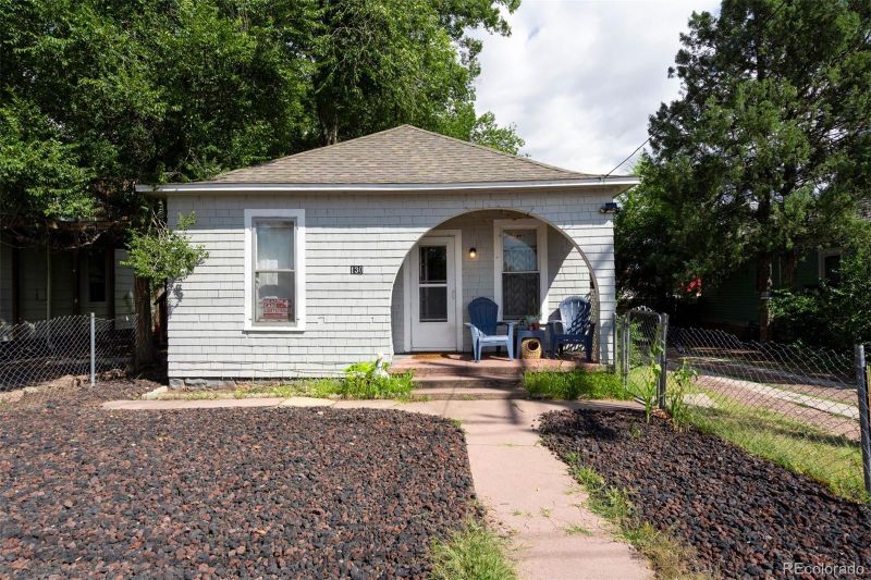 130 E Brookside St, Colorado Springs, CO 80905