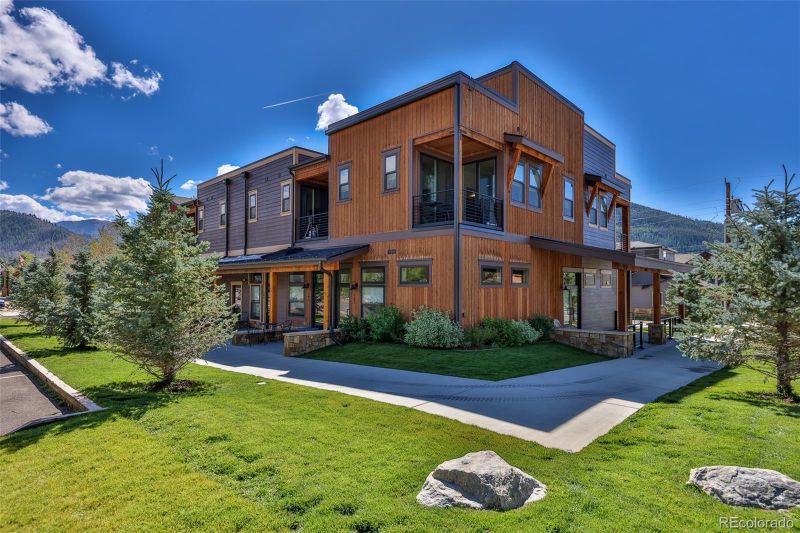 800 Park Ave #206, Grand Lake, CO 80447