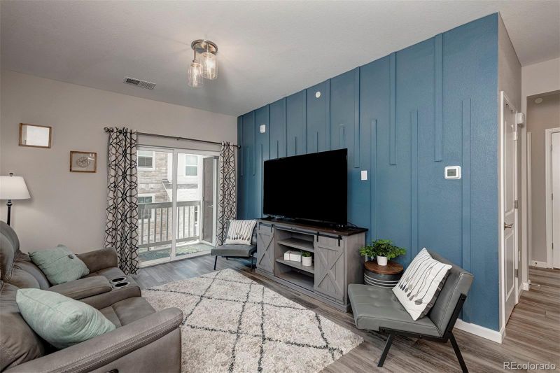 1831 S Dunkirk St #306, Aurora, CO 80017