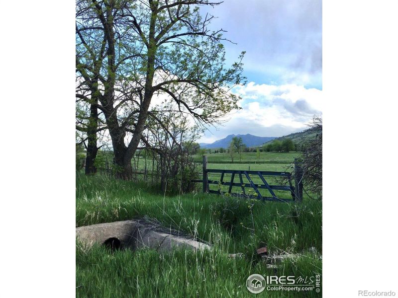 8409 N Foothills Hw, Boulder, CO 80302