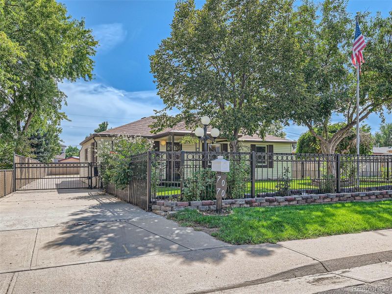 7070 E 67th Pl, Commerce City, CO 80022