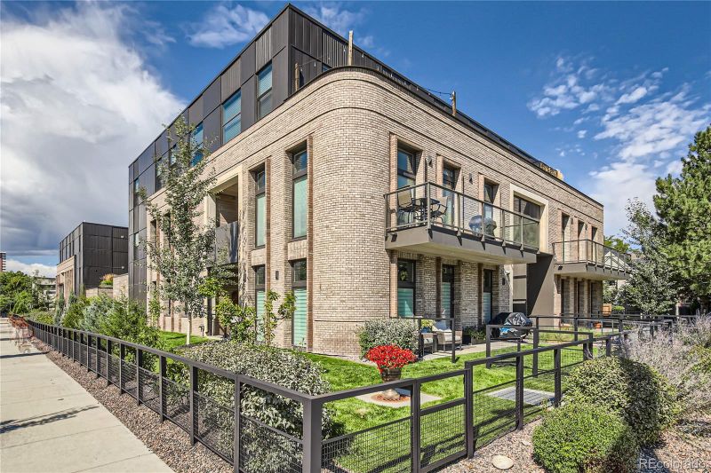275 S Garfield St #2001, Denver, CO 80209