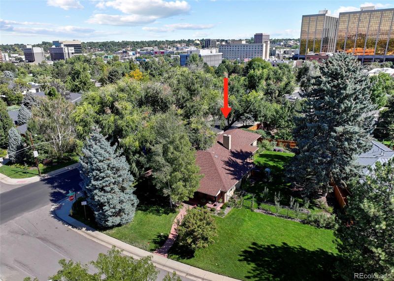 700 S Jackson St, Denver, CO 80209