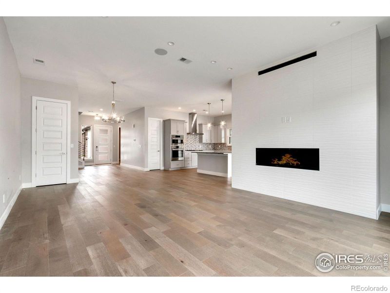1763 Barefoot Dr, Windsor, CO 80550