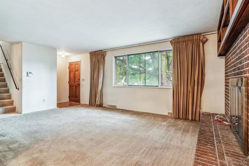 7171 W Glasgow Pl, Littleton, CO 80128