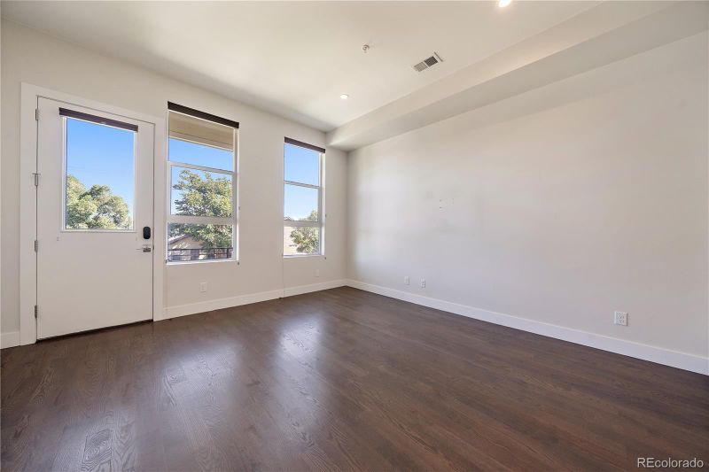 1183 S Navajo St, Denver, CO 80223