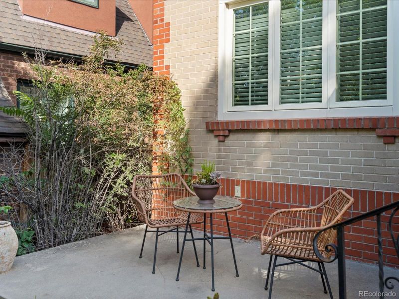 512 Birch St, Denver, CO 80220