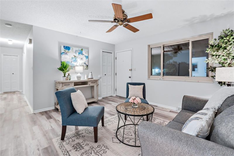 754 Memphis St, Aurora, CO 80011
