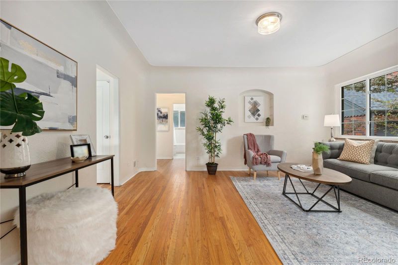 1540 Magnolia St, Denver, CO 80220