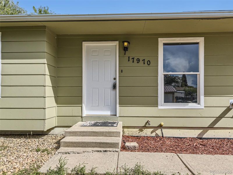 17970 E Mexico Dr, Aurora, CO 80017