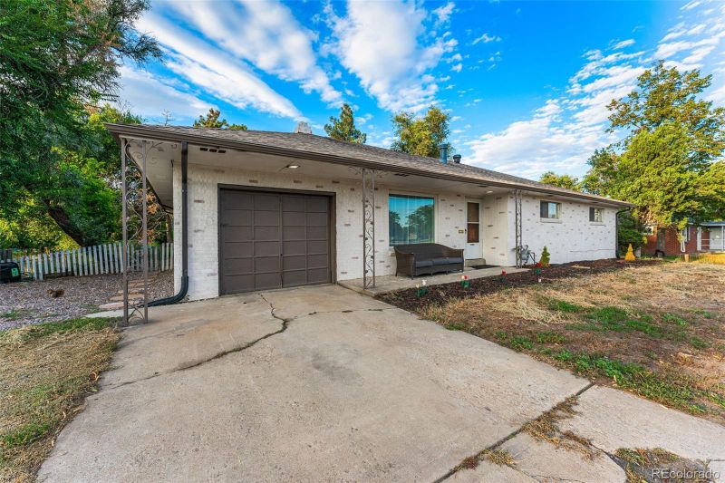 6641 W 52nd Ave, Arvada, CO 80002