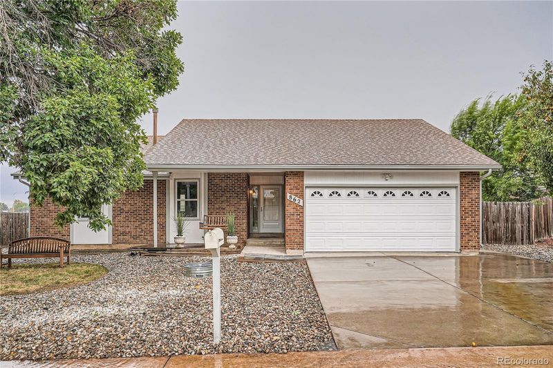 862 S Ouray St, Aurora, CO 80017