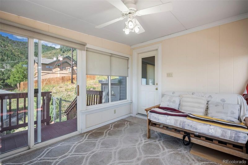 270 Dixie St, Colorado Springs, CO 80911