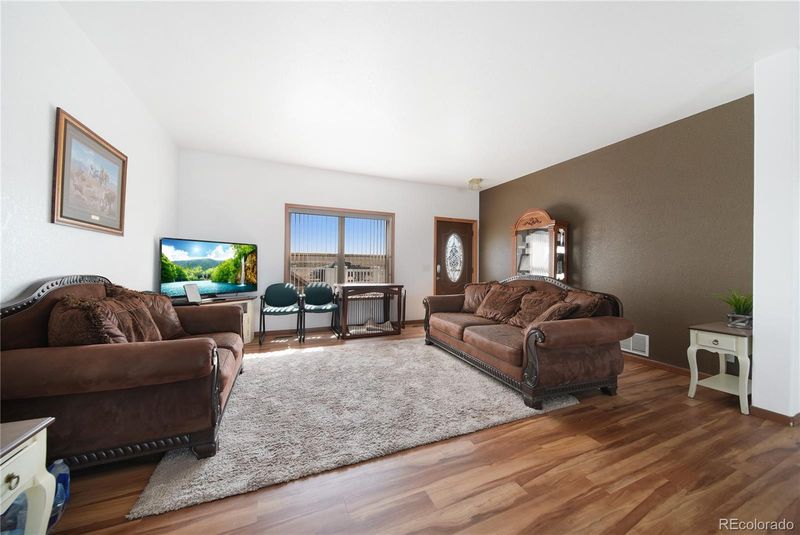 13201 Pass Me By Rd, Strasburg, CO 80136
