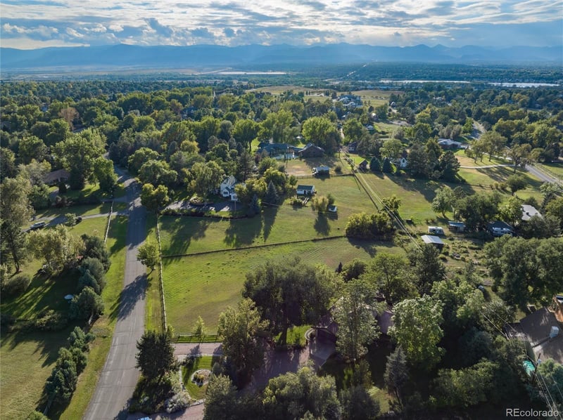 700 Shadycroft Dr, Littleton, CO 80120