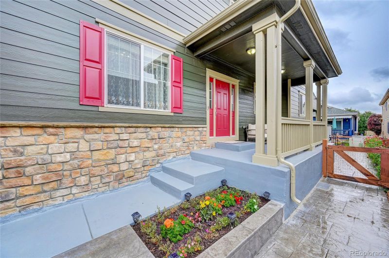 5053 S Shawnee St, Aurora, CO 80015