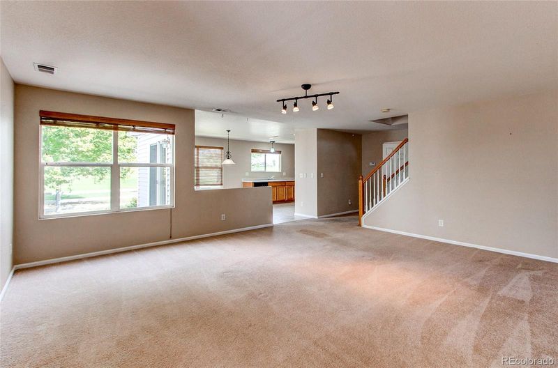 302 Ponderosa Pl, Fort Lupton, CO 80621