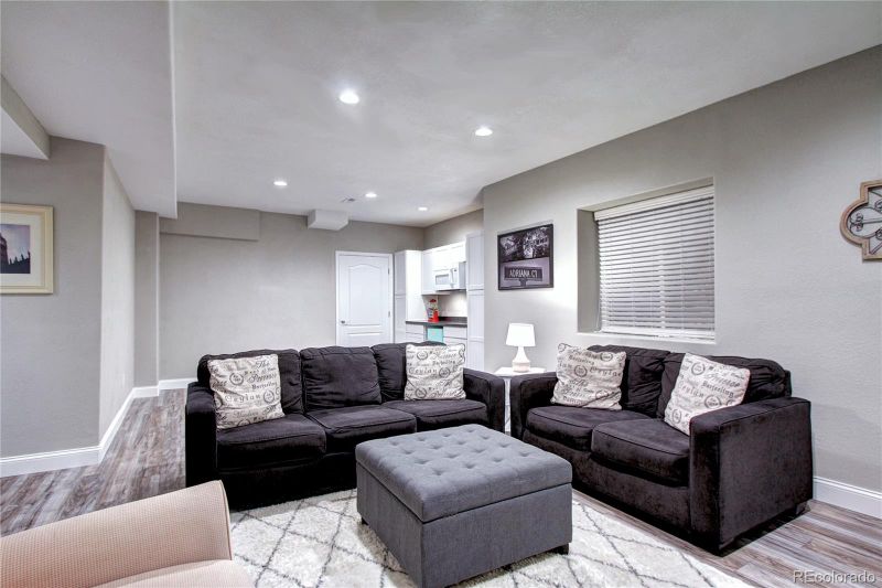 2547 Leafdale Cir, Castle Rock, CO 80109