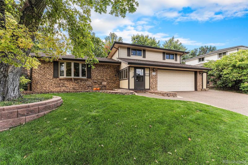6921 Ammons St, Arvada, CO 80004
