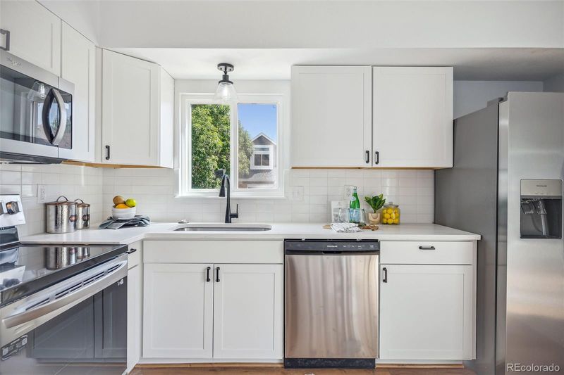 10258 Halleys Way, Littleton, CO 80125