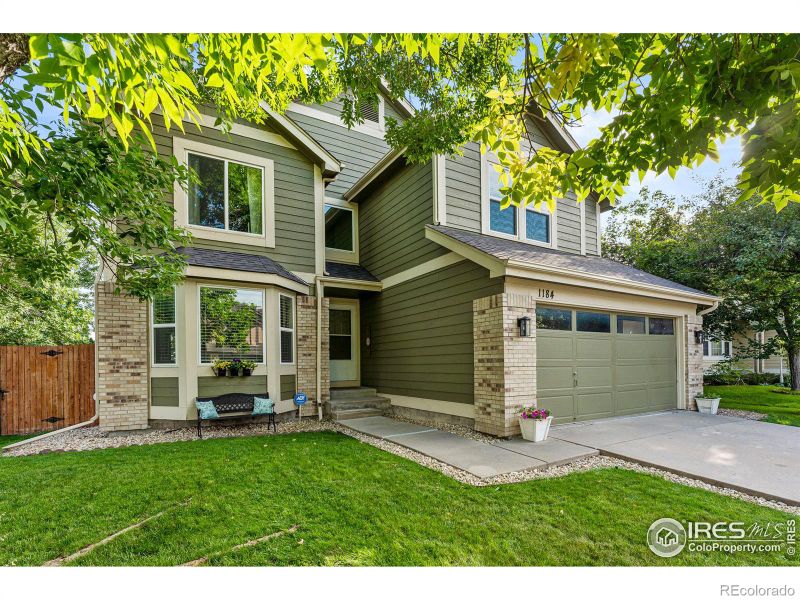 1184 Mcintosh Ave, Broomfield, CO 80020