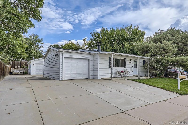 9146 Hunter St, Westminster, CO 80031