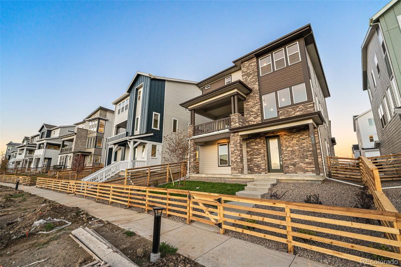 845 Lariat Ln, Lafayette, CO 80026