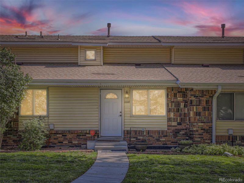 1008 S Miller St, Lakewood, CO 80226