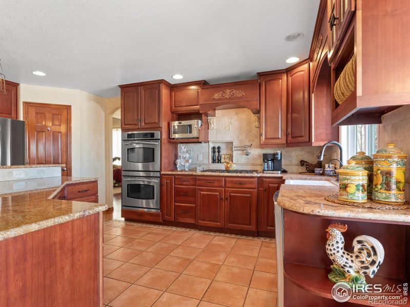 1721 Montgomery Cir, Longmont, CO 80504