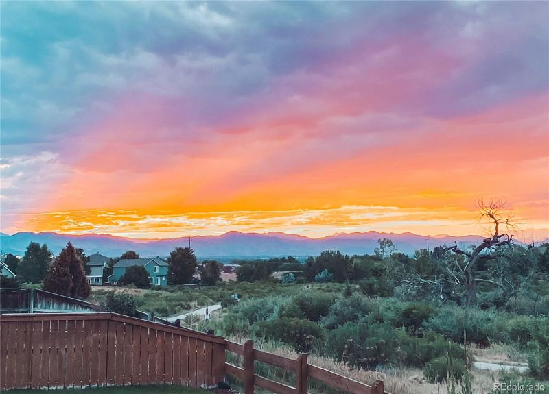 2297 Gold Dust Trl, Highlands Ranch, CO 80129