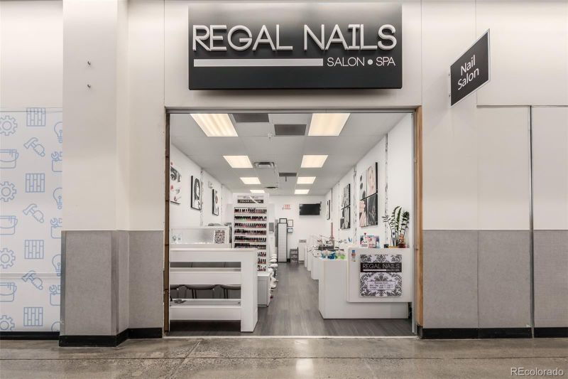 5650 S Chambers Rd, Aurora, CO 80015