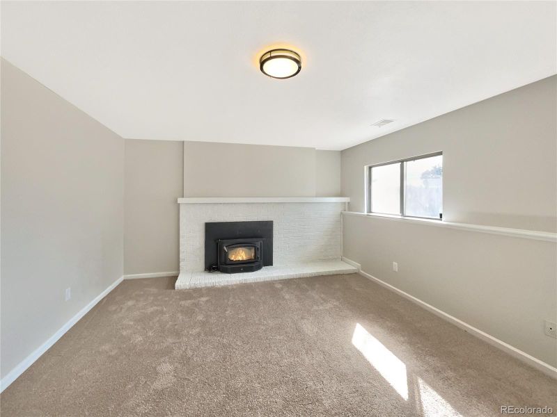 18931 E Kansas Dr, Aurora, CO 80017