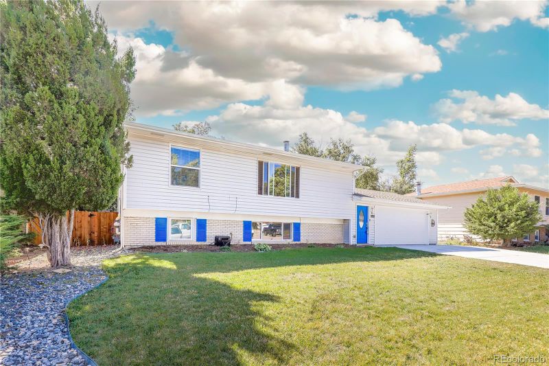 9328 W Eastman Pl, Lakewood, CO 80227