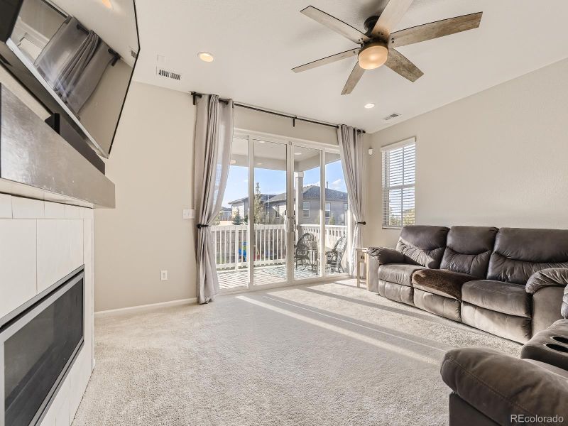 4125 Castle Vista Ln, Castle Rock, CO 80104