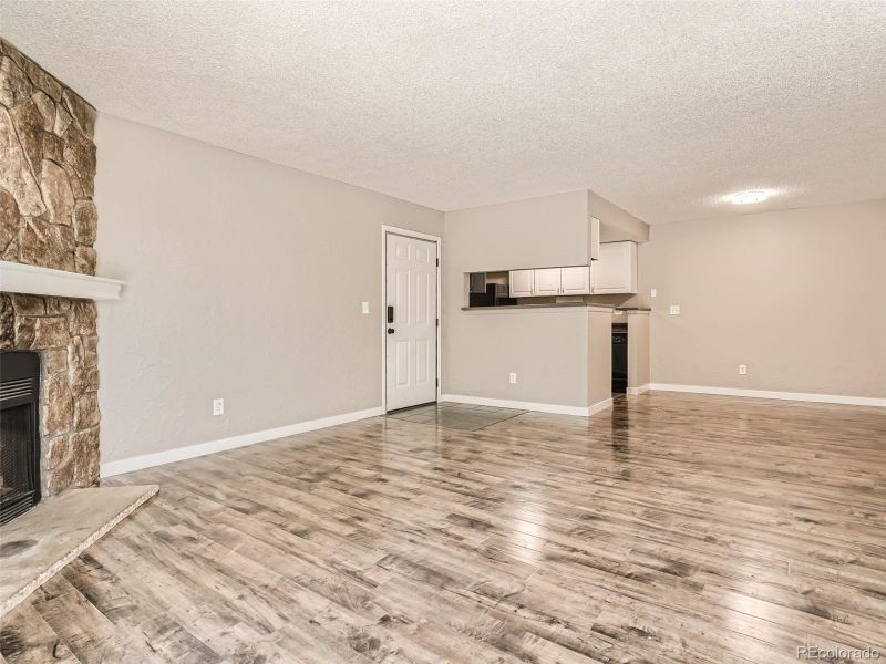 900 S Walden Way #101, Aurora, CO 80017