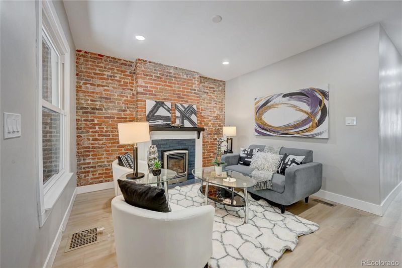 2437 W Dunkeld Pl, Denver, CO 80211
