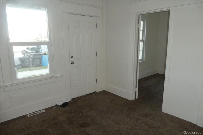 4655 Vine St, Denver, CO 80216