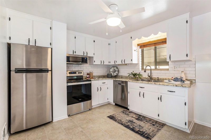 4091 Moore St, Wheat Ridge, CO 80033