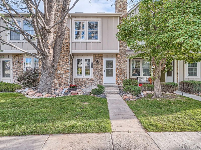 9683 W Chatfield Ave #D, Littleton, CO 80128